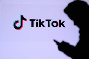 tiktok-:-les-etats-unis-envisagent-de-bannir-l’application-chinoise