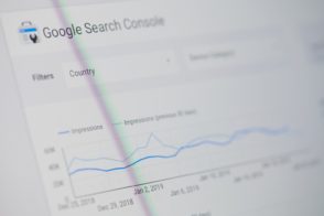 google search-console insights :-bientot-un-nouveau-rapport-avec-des-donnees-d’analytics