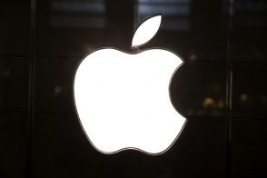 apple-:-1-milliard-d’iphone-actifs-et-un-chiffre-d’affaires-record