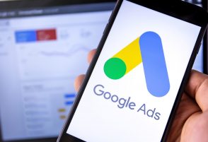 google-ads-:-un-nouveau-modele-d’attribution-par-defaut-pour-les-conversions