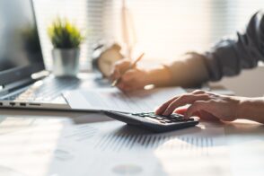 micro-entreprises-:-l’abaissement-du-seuil-de-tva-revient-dans-le-budget-2026