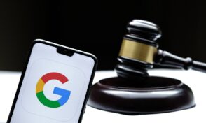 google-ai-overviews-:-la-presse-francaise-saisit-l’autorite-de-la-concurrence,-ce-qu’il-faut-savoir