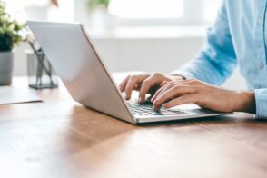 5 formations pour apprendre à maîtriser les outils de bureautique avec l’IA